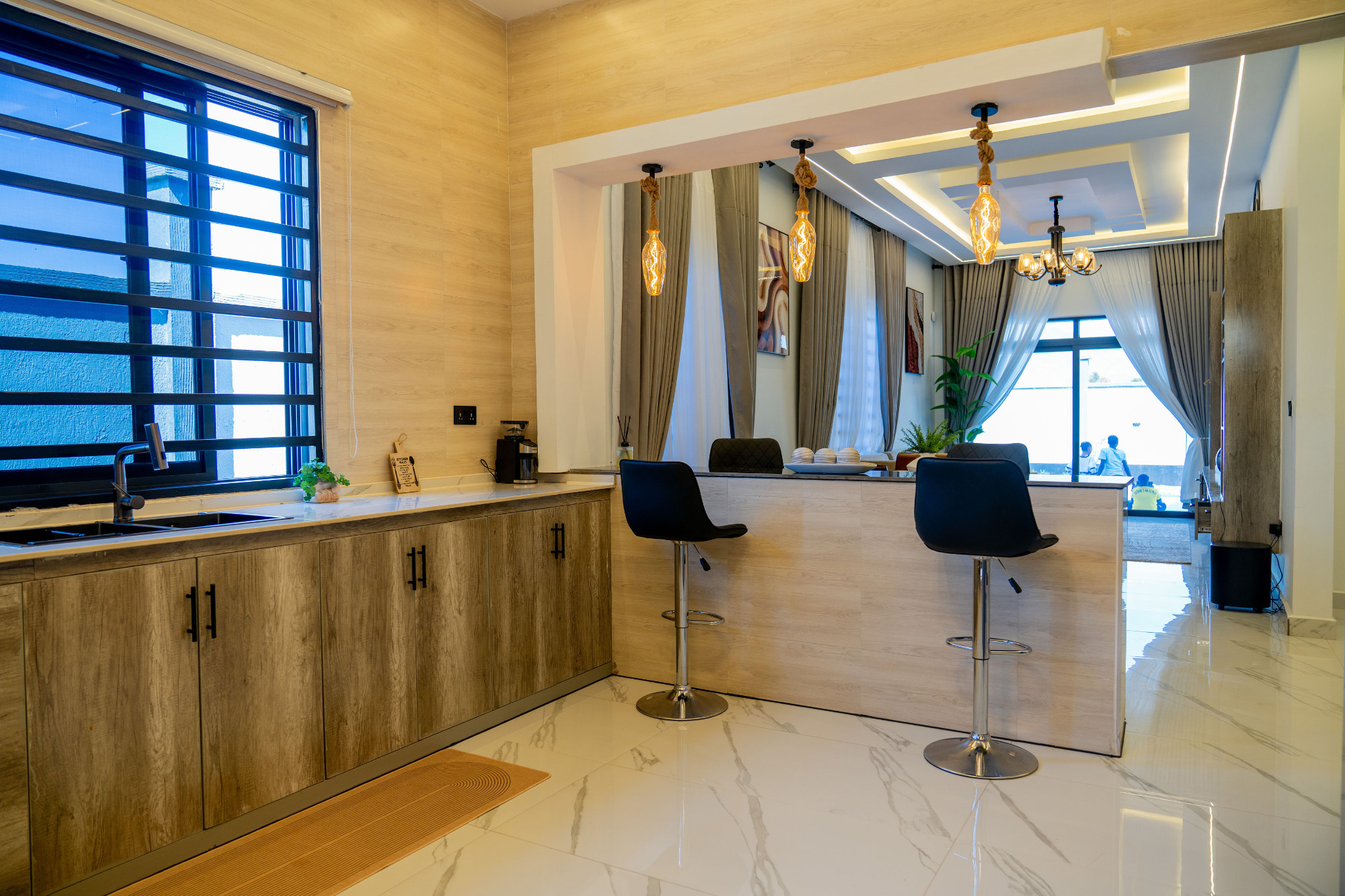 Amrix open kitchen