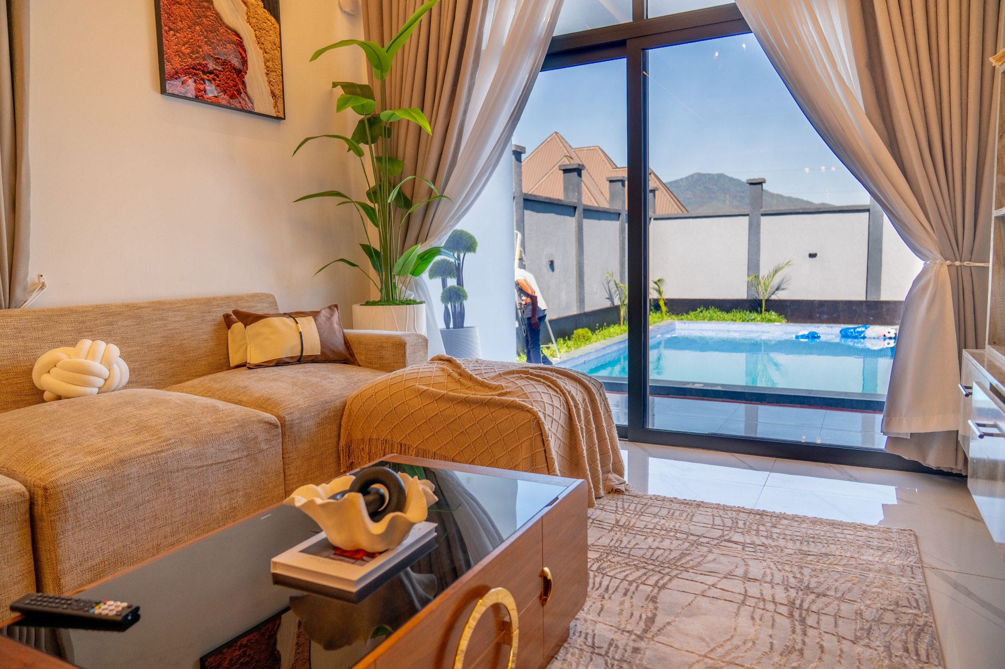 Amrix living room and pool